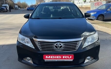 Toyota Camry, 2013 год, 1 725 000 рублей, 2 фотография