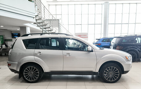 Mitsubishi Outlander III рестайлинг 3, 2010 год, 970 000 рублей, 5 фотография
