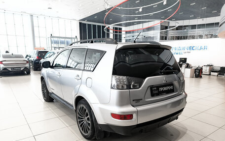 Mitsubishi Outlander III рестайлинг 3, 2010 год, 970 000 рублей, 8 фотография
