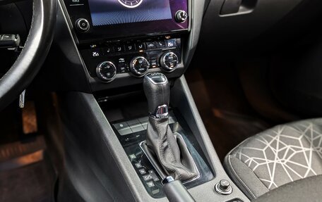 Skoda Octavia, 2018 год, 1 710 000 рублей, 21 фотография