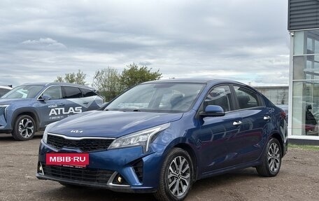 KIA Rio IV, 2022 год, 1 370 000 рублей, 3 фотография