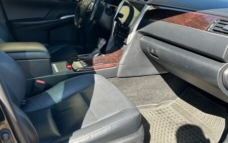 Toyota Camry, 2017 год, 2 150 000 рублей, 15 фотография