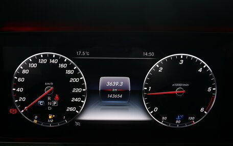 Mercedes-Benz E-Класс, 2018 год, 3 200 000 рублей, 12 фотография