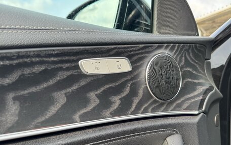 Mercedes-Benz E-Класс, 2018 год, 3 200 000 рублей, 27 фотография