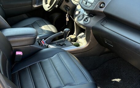 Toyota RAV4, 2010 год, 1 600 000 рублей, 14 фотография