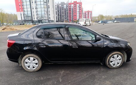 Renault Logan II, 2015 год, 760 000 рублей, 4 фотография