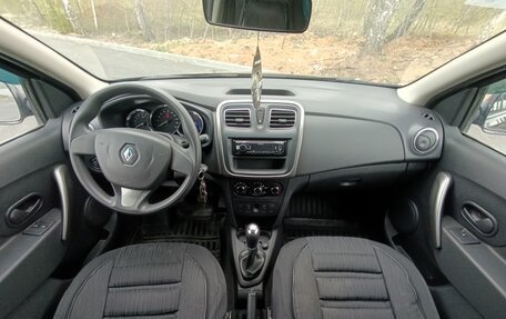 Renault Logan II, 2015 год, 760 000 рублей, 11 фотография