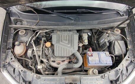 Renault Logan II, 2015 год, 760 000 рублей, 10 фотография
