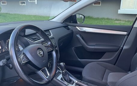 Skoda Octavia, 2015 год, 1 450 000 рублей, 9 фотография
