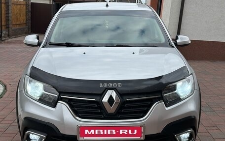 Renault Logan II, 2020 год, 980 000 рублей, 2 фотография