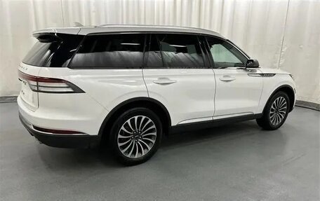 Lincoln Aviator II, 2022 год, 5 850 000 рублей, 4 фотография