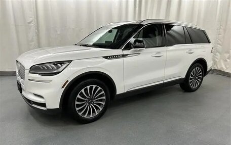 Lincoln Aviator II, 2022 год, 5 850 000 рублей, 2 фотография