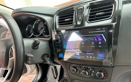 Renault Logan II, 2020 год, 980 000 рублей, 9 фотография
