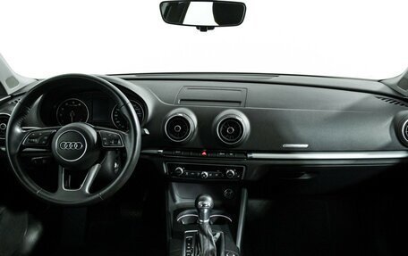 Audi A3, 2018 год, 2 059 898 рублей, 13 фотография