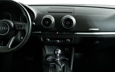Audi A3, 2018 год, 2 059 898 рублей, 14 фотография