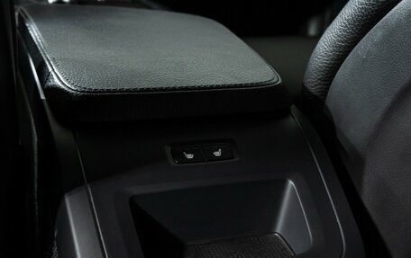 Volvo V90 Cross Country I рестайлинг, 2017 год, 2 650 000 рублей, 22 фотография