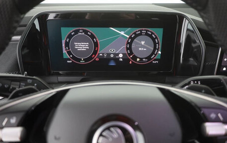 Skoda Kodiaq, 2025 год, 4 000 000 рублей, 17 фотография