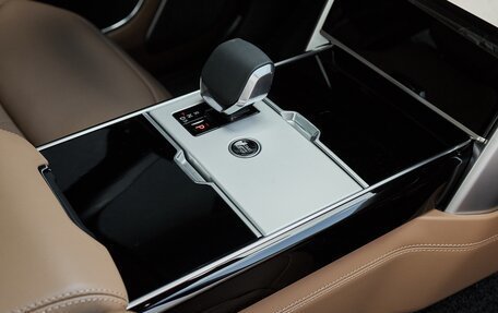 Land Rover Range Rover IV рестайлинг, 2025 год, 24 600 000 рублей, 16 фотография