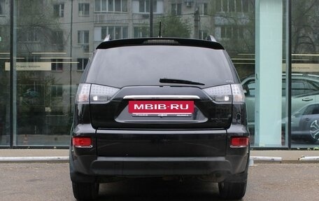 Mitsubishi Outlander III рестайлинг 3, 2011 год, 1 050 000 рублей, 6 фотография