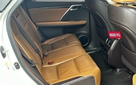 Lexus RX IV рестайлинг, 2017 год, 3 050 000 рублей, 18 фотография