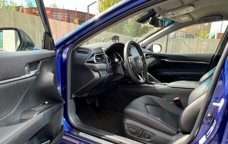 Toyota Camry, 2021 год, 3 520 000 рублей, 9 фотография