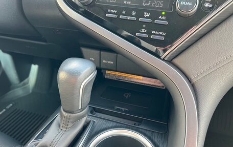 Toyota Camry, 2021 год, 3 520 000 рублей, 17 фотография