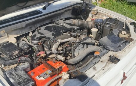 Mitsubishi Pajero iO, 1999 год, 470 000 рублей, 4 фотография