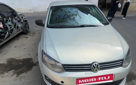 Volkswagen Polo VI (EU Market), 2010 год, 450 000 рублей, 4 фотография