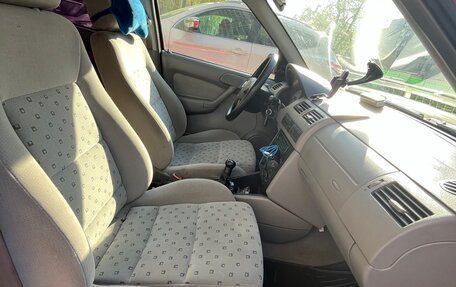 Volkswagen Pointer, 2005 год, 300 000 рублей, 12 фотография