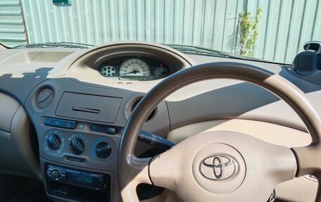 Toyota Platz, 2005 год, 400 000 рублей, 8 фотография