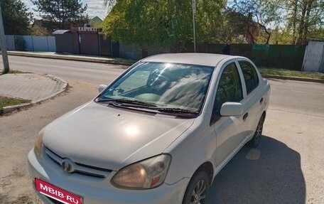 Toyota Platz, 2005 год, 400 000 рублей, 6 фотография