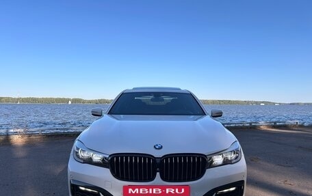 BMW 7 серия, 2018 год, 4 050 000 рублей, 4 фотография
