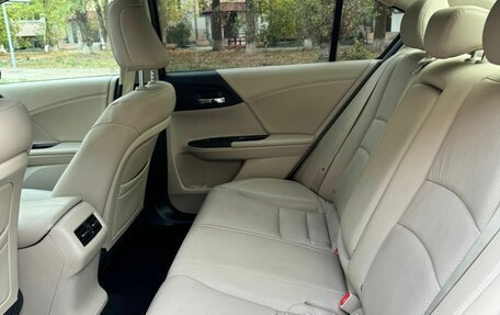 Honda Accord IX рестайлинг, 2013 год, 1 900 000 рублей, 2 фотография