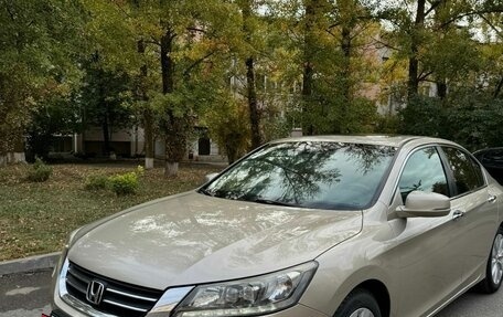 Honda Accord IX рестайлинг, 2013 год, 1 900 000 рублей, 4 фотография