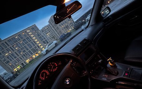 BMW 5 серия, 2002 год, 550 000 рублей, 13 фотография