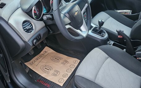 Chevrolet Cruze II, 2013 год, 640 000 рублей, 6 фотография
