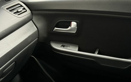 KIA Rio III рестайлинг, 2013 год, 985 000 рублей, 19 фотография