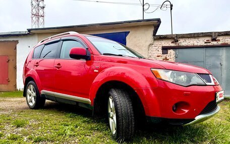 Mitsubishi Outlander III рестайлинг 3, 2007 год, 910 000 рублей, 3 фотография
