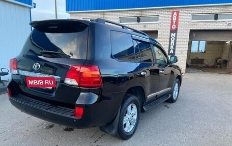 Toyota Land Cruiser 200, 2015 год, 3 100 000 рублей, 2 фотография