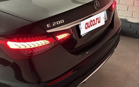 Mercedes-Benz E-Класс, 2022 год, 6 999 000 рублей, 2 фотография