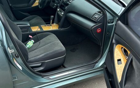 Toyota Camry, 2006 год, 1 400 000 рублей, 13 фотография
