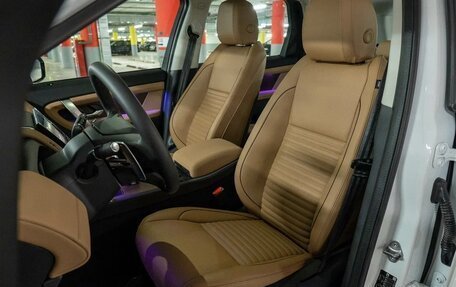 Land Rover Discovery Sport I рестайлинг, 2024 год, 5 600 000 рублей, 7 фотография