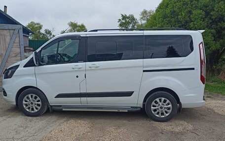 Ford Tourneo Custom I рестайлинг, 2018 год, 2 900 000 рублей, 4 фотография