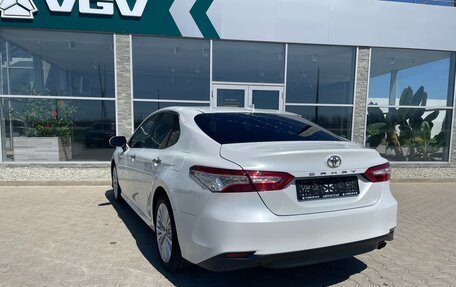 Toyota Camry, 2018 год, 2 398 000 рублей, 8 фотография