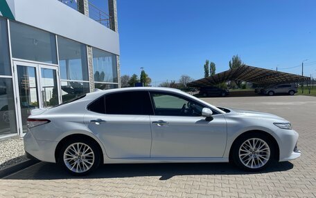 Toyota Camry, 2018 год, 2 398 000 рублей, 5 фотография