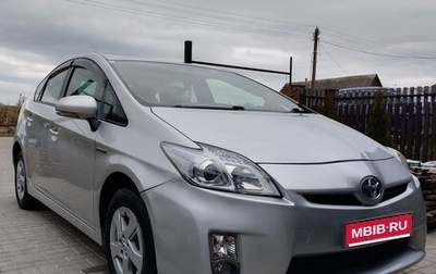 Toyota Prius, 2011 год, 1 000 000 рублей, 1 фотография