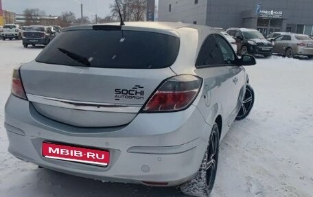 Opel Astra J, 2011 год, 560 000 рублей, 2 фотография