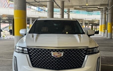 Cadillac Escalade V, 2022 год, 10 790 000 рублей, 7 фотография