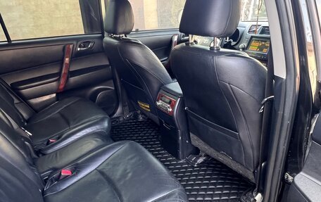 Toyota Highlander III, 2012 год, 2 100 000 рублей, 2 фотография