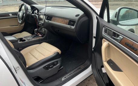 Volkswagen Touareg III, 2012 год, 3 000 000 рублей, 11 фотография
